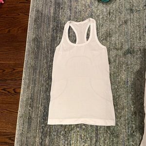 Lululemon swiftly tank, size 4, white